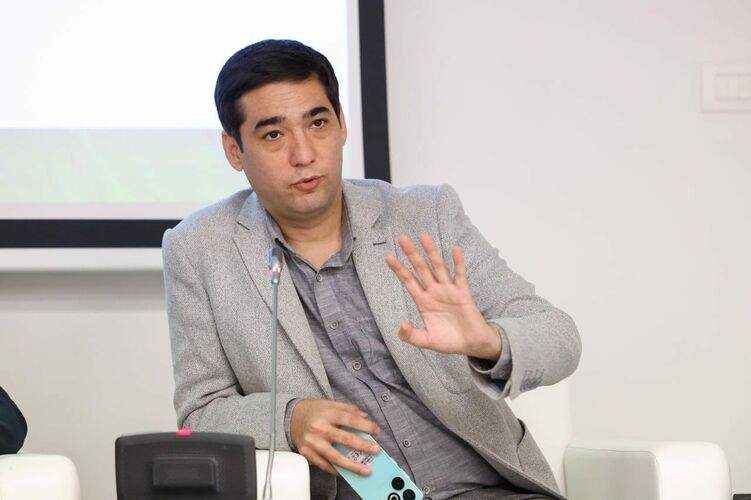 из архива Шерали Ризайона