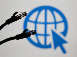 В&nbsp;России Роскомнадзор получил право отключать Рунет от&nbsp;глобального интернета 