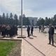 Фото читателя. Митингующие остались ждать ответа властей у Дома правительства 