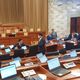 Фото 24-kg.com. На заседании Жогорку Кенеша в зале присутствует 45 депутатов