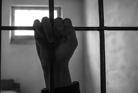 В&nbsp;Кыргызстане ужесточили наказание за&nbsp;мошенничество: штрафы и&nbsp;тюрьма 