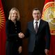 Фото пресс-службы президента. Садыр Жапаров встретился с глобальным директором по маркетингу компании Binance 