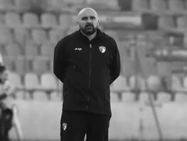 В&nbsp;Сербии главный тренер клуба Суперлиги умер, потеряв сознание во&nbsp;время матча 