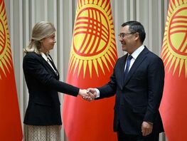 President Sadyr Japarov meets with representatives of Rothschild & Co