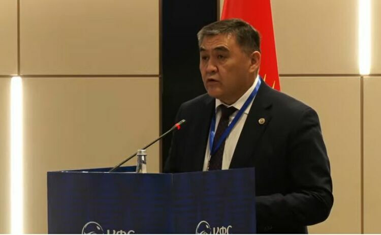 КФС конгрессинин түз эфиринен