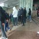 Фото 24-kg.com. Митингующие ворвались в здание Жогорку Кенеша