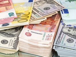 Рубль прекратил расти и&nbsp;подешевел, евро подорожал. Курс валют на&nbsp;9&nbsp;декабря 