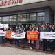 Фото 24-kg.com. Митинг торговцев ТЦ «Караван»