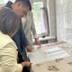 Фото со страницы Эрбола Султанбаева. Садыр Жапаров посмотрел музыкальные школы Бишкека