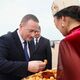 Фото кабмина. Премьер Беларуси Александр Турчин прибыл в Кыргызстан для участия в заседании ЕМПС