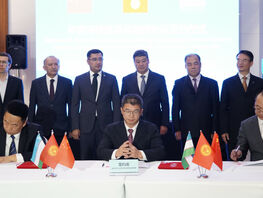 Железная дорога Китай&nbsp;&mdash; Кыргызстан&nbsp;&mdash; Узбекистан. Финансирование распределено 