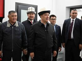 Кара-Сууда &laquo;Манас&raquo; стадиону ачылды. Ага президент жана УКМК төрагасы катышты 