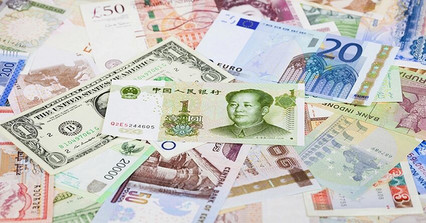 Рубль и&nbsp;тенге вновь заметно подешевели. Курс валют на&nbsp;11&nbsp;декабря 