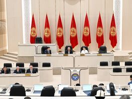 Жогорку Кеңеш таркады. Мөөнөтүнөн мурда шайлоо 30-ноябрда өтүшү мүмкүн 